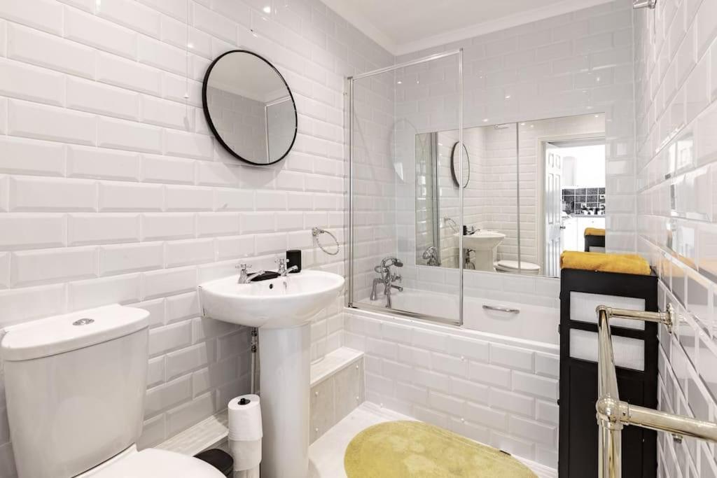 One Bedroom Duplex Apartment Located In Cowley. Oxford Exteriör bild