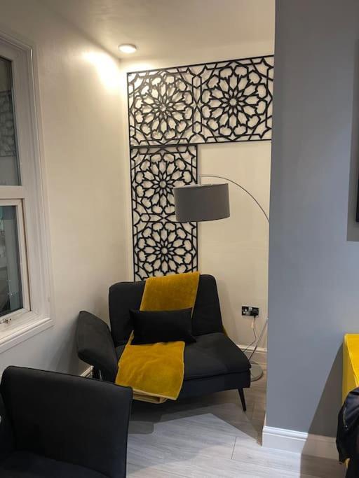 One Bedroom Duplex Apartment Located In Cowley. Oxford Exteriör bild