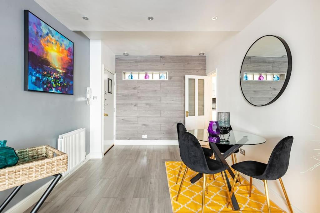 One Bedroom Duplex Apartment Located In Cowley. Oxford Exteriör bild