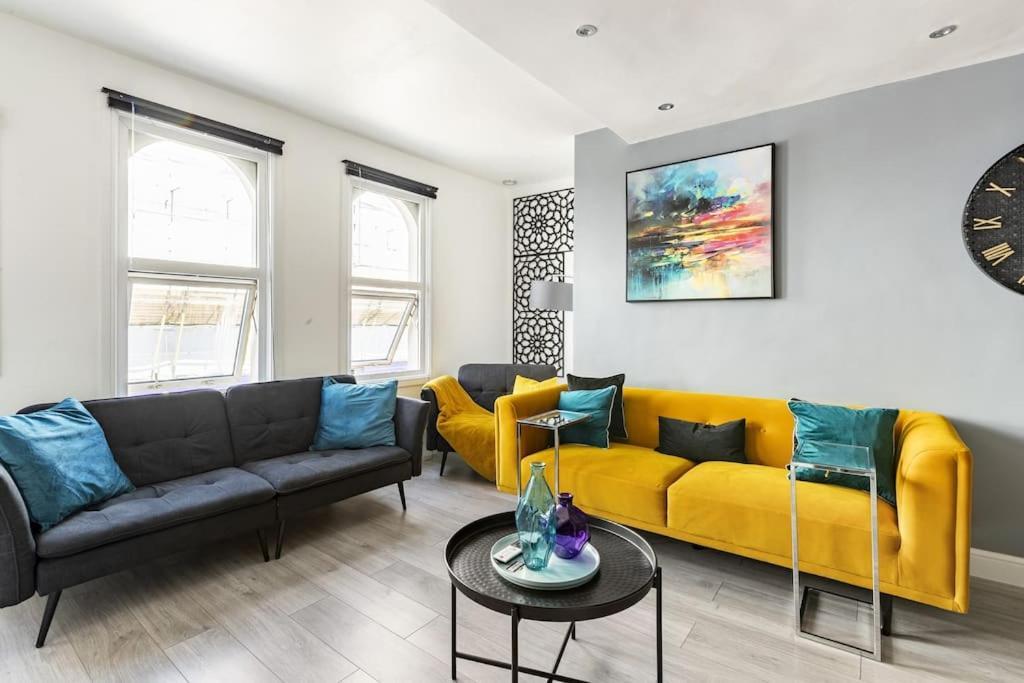 One Bedroom Duplex Apartment Located In Cowley. Oxford Exteriör bild
